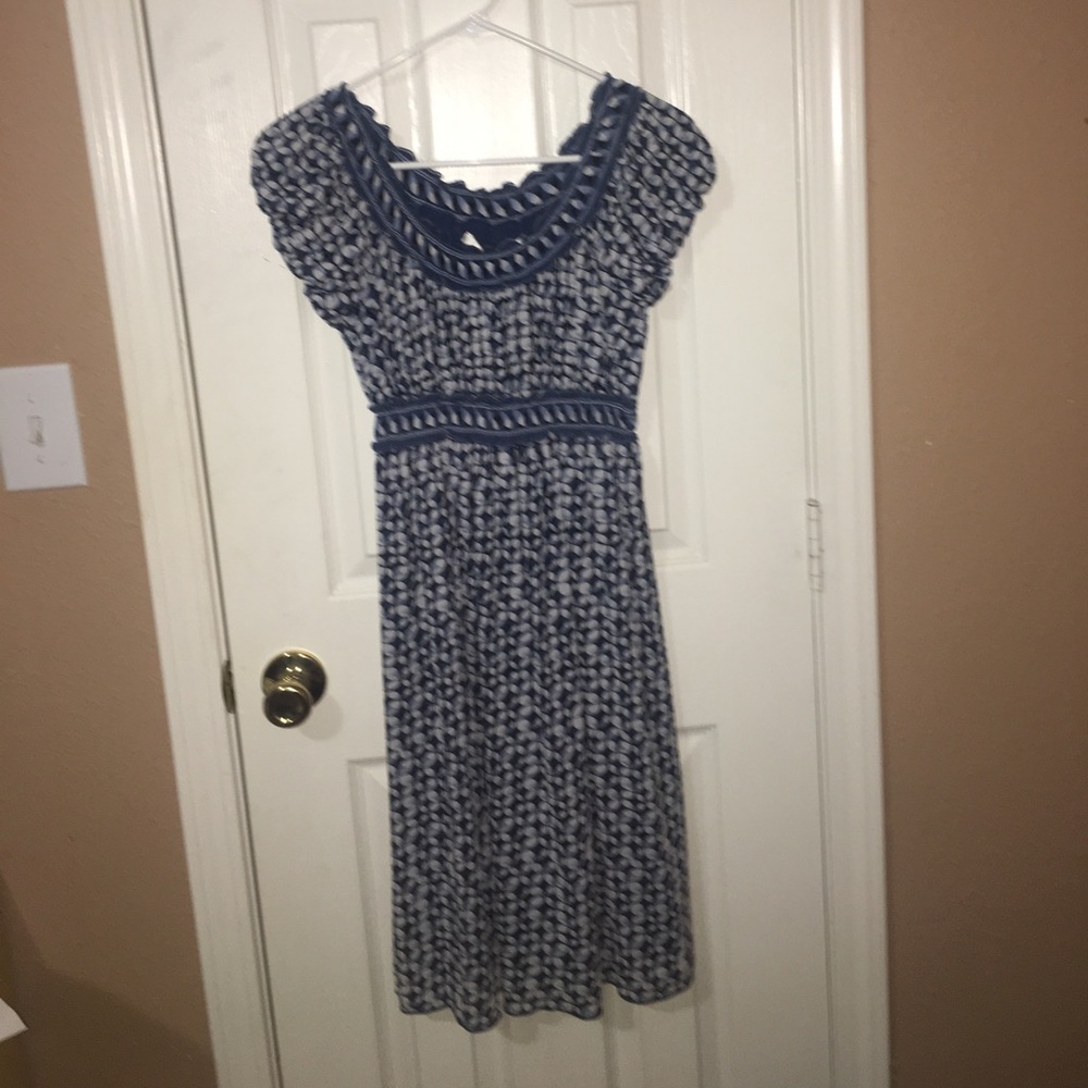 Flowy midi dress